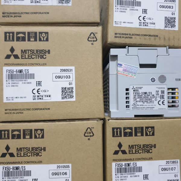 PLC FX5U-32MR/ES