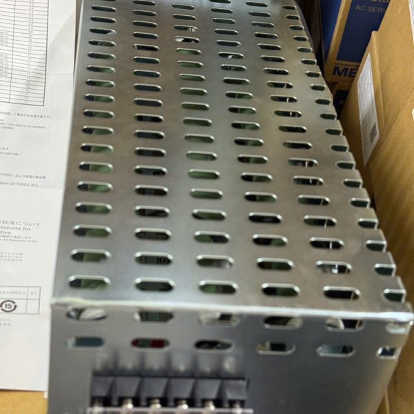 ĐIỆN TRỞ MITSUBISHI MR-RB30