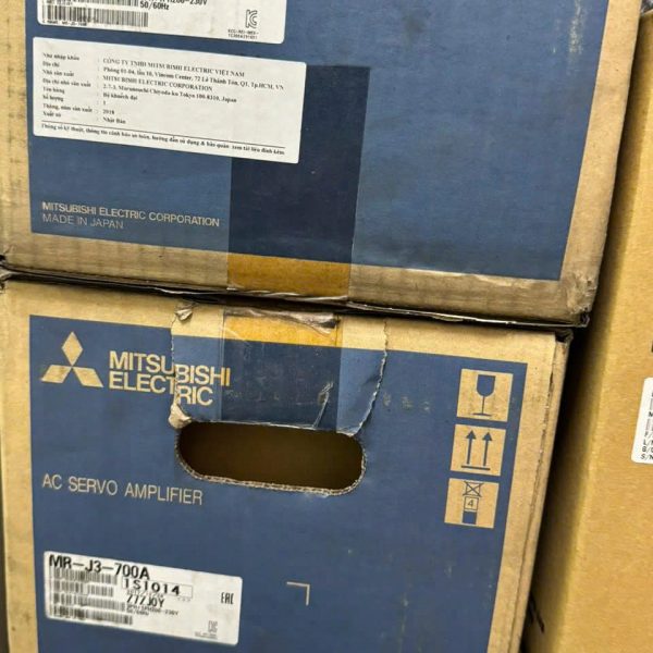 DRIVER SERVO MITSUBISHI MR-J3-700B DRIVER SERVO MITSUBISHI MR-J3-700B